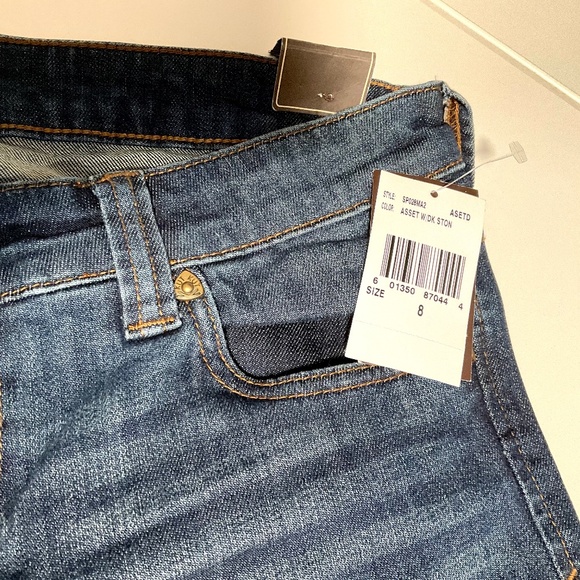 Kut from the Kloth - NATALIE High Rise Bootcut Woman’s Blue Jeans - NWT Size 8 - Picture 8 of 8